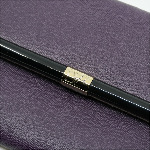 DVF Diane von Furstenberg 440 Caviar Leather Envelope Clutch in Eggplant NWT - Picture 6 of 13